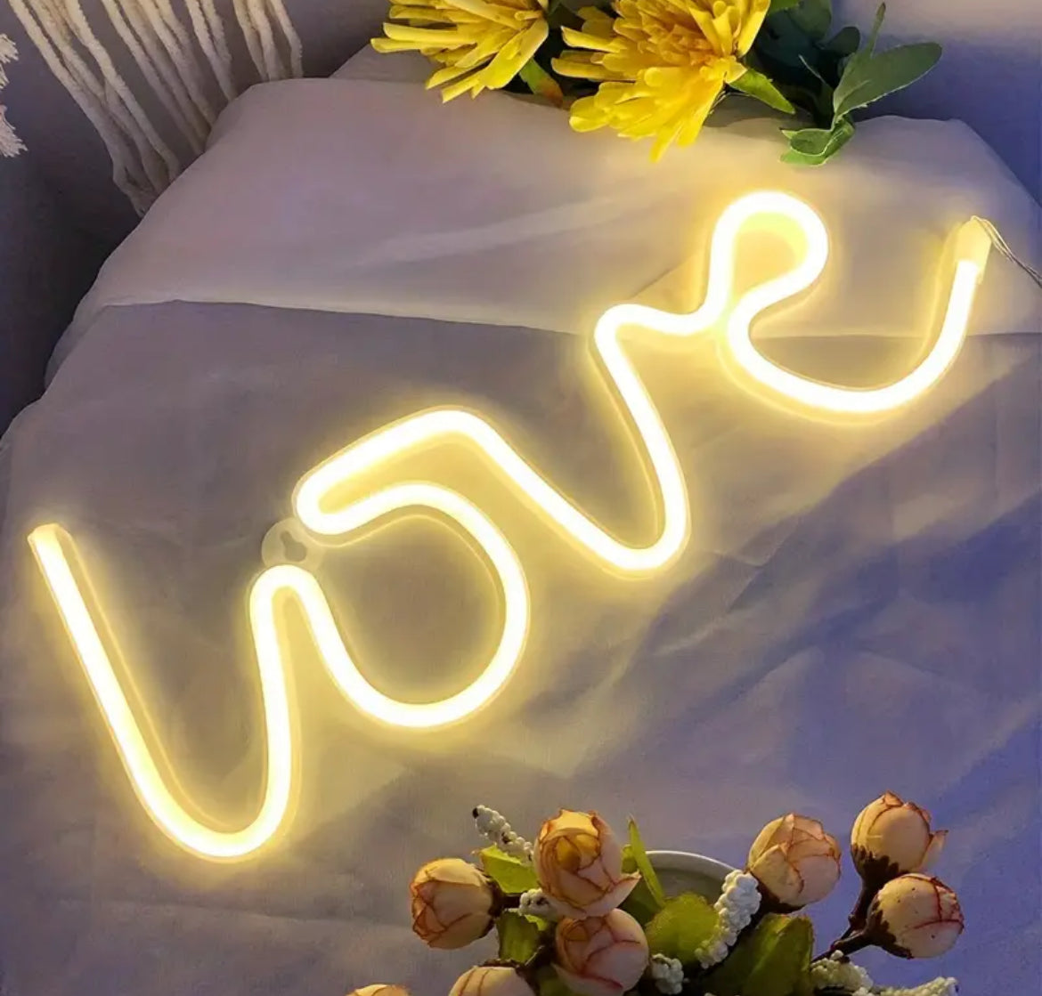 LOVE NEON LED  - Artoys Designer