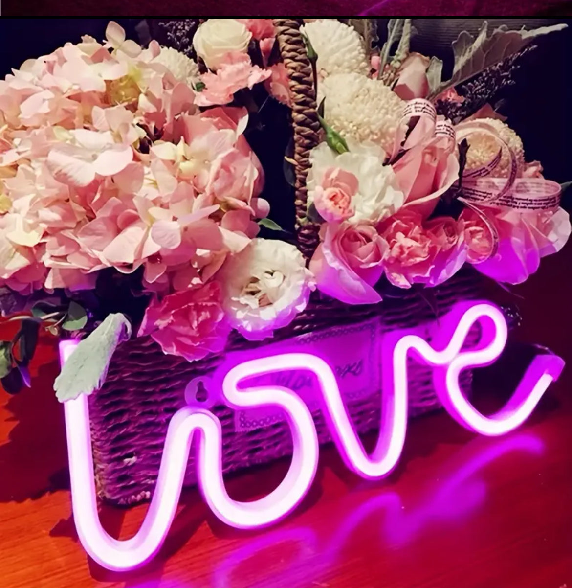 LOVE NEON LED  - Artoys Designer